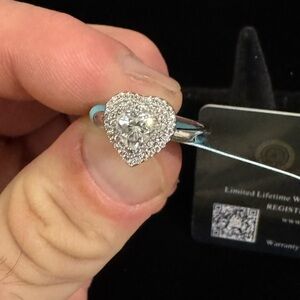 925 silver ring with 3 ctw moissanite